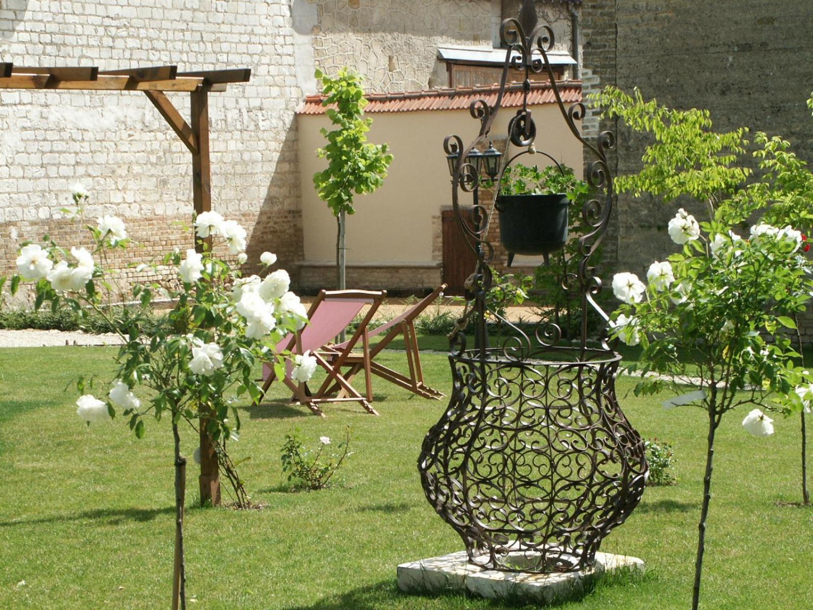La Closerie des Sacres Lavannes Extérieur photo