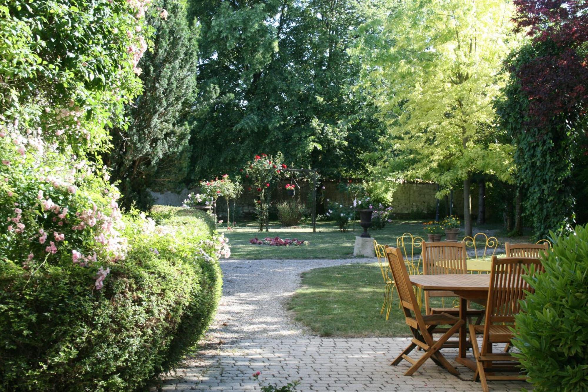 La Closerie des Sacres Lavannes Extérieur photo